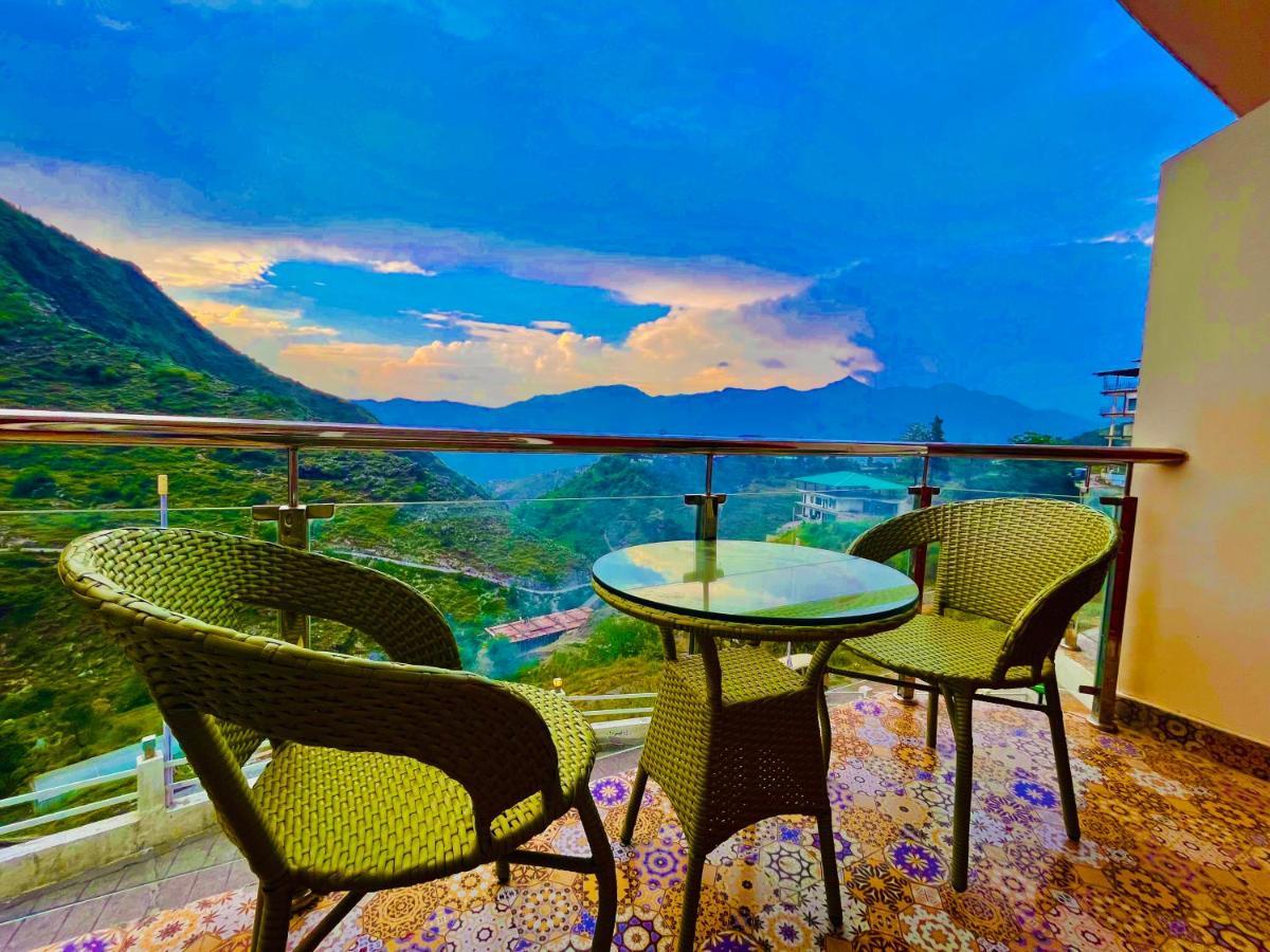Kempty Myst Resort, Mussoorie - A Comfortable Stay Exterior foto