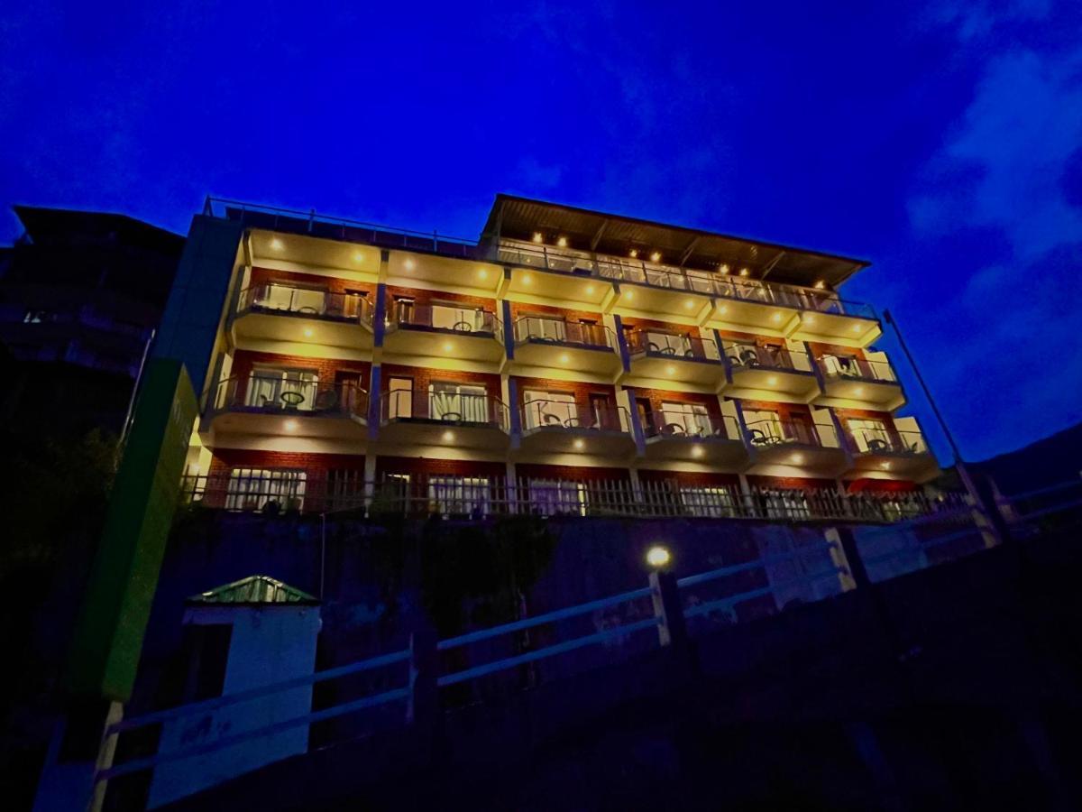 Kempty Myst Resort, Mussoorie - A Comfortable Stay Exterior foto