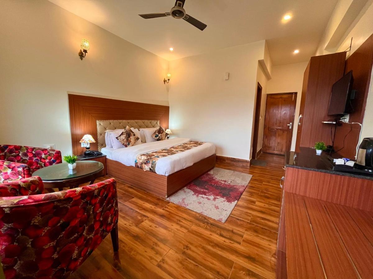 Kempty Myst Resort, Mussoorie - A Comfortable Stay Exterior foto