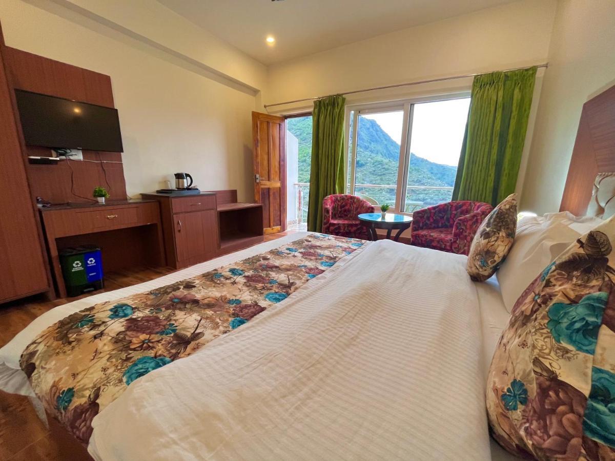 Kempty Myst Resort, Mussoorie - A Comfortable Stay Exterior foto