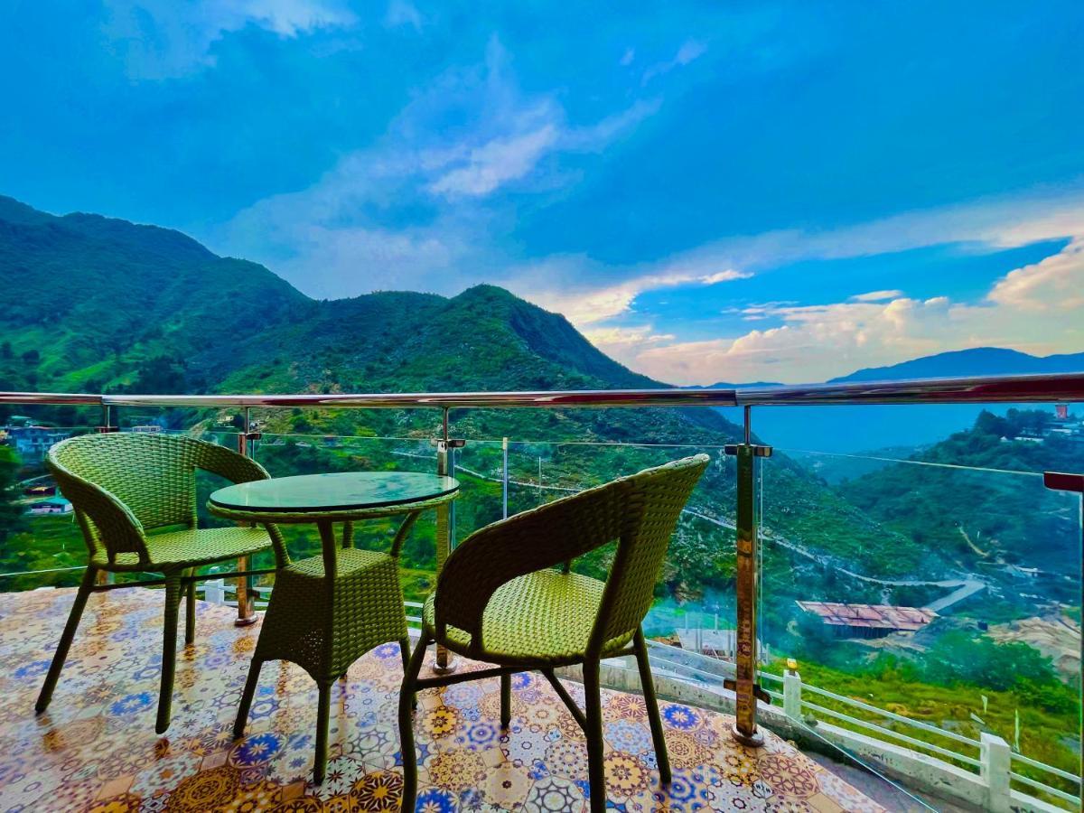 Kempty Myst Resort, Mussoorie - A Comfortable Stay Exterior foto